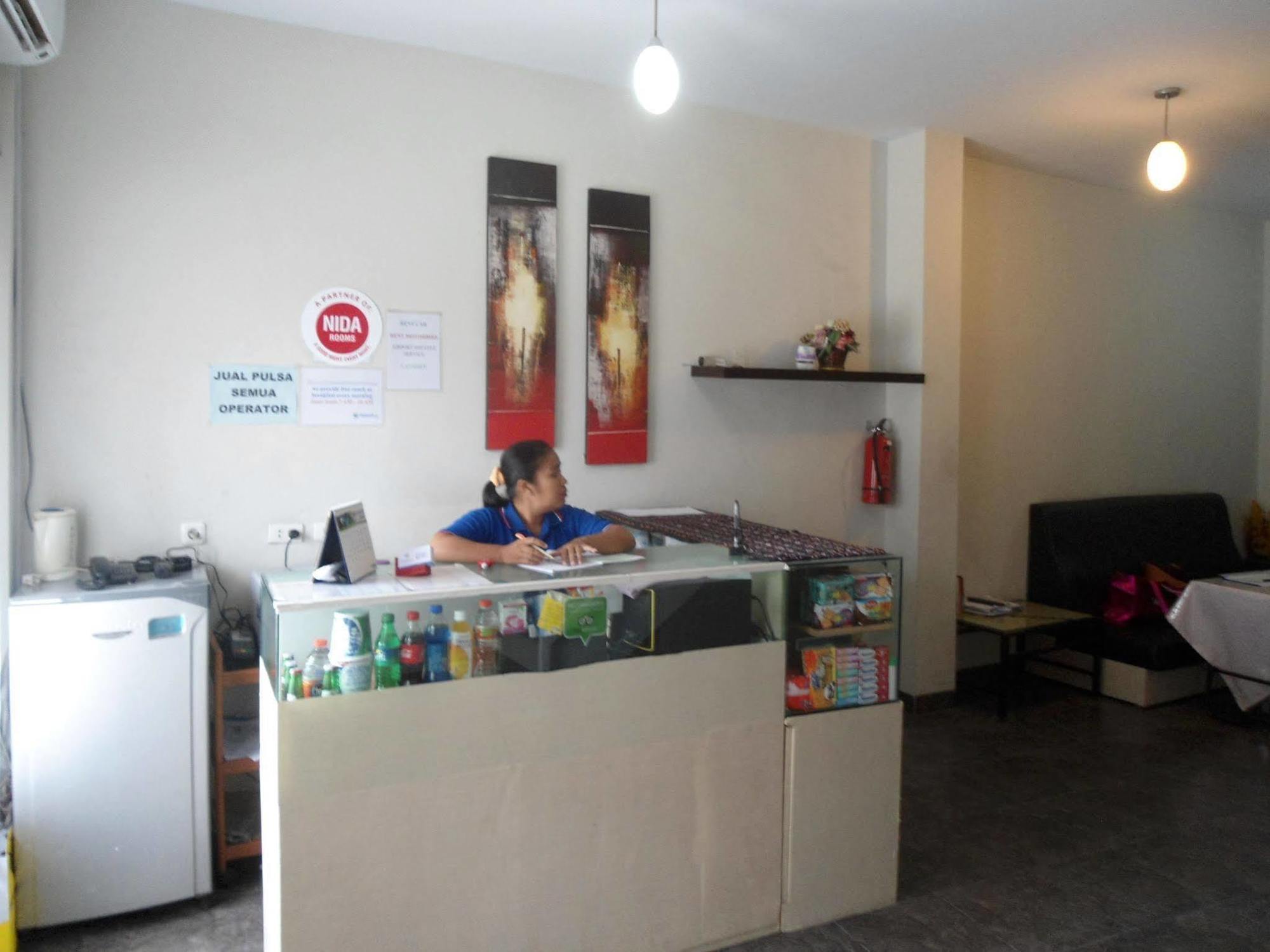 Permata Inn Medan Exterior photo